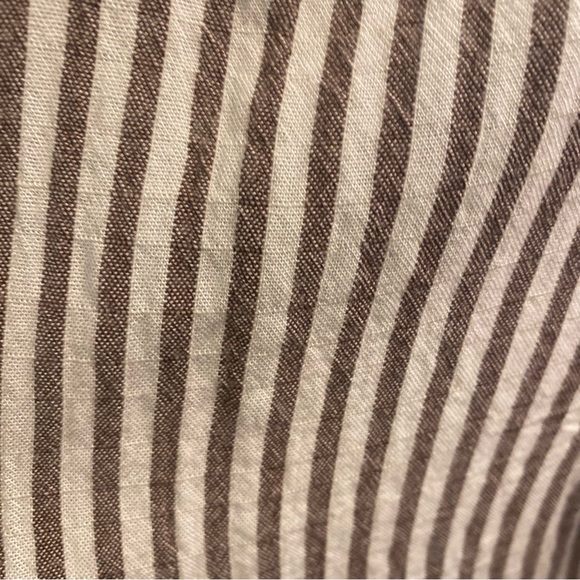 Button Up Top - Picture 2 of 3